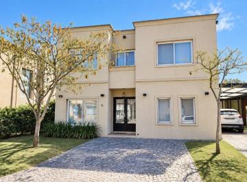 rs:oz1565lloht36fo657pbz515 · Venta Casa 5 Ambientes - Las Orquídeas