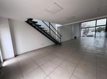 Local comercial · 150m² · 2 Cocheras · Amplio Local Alem 1600