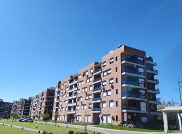 Casa · 60m² · 4 Ambientes · 1 Cochera · Alquiler Departamento 2 Dorm., los Pasos Fisherton