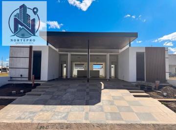 Casa · 83m² · 3 Ambientes · 2 Cocheras · Docta Parque Mza 9 Lote 6