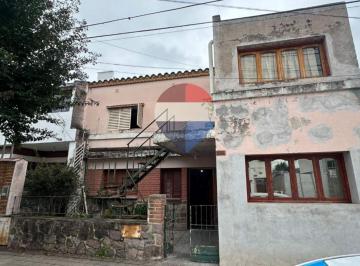 Casa · 285m² · 10 Ambientes · Venta Casa + Dtos en B° Ciudad de Nieva