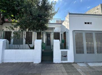 Casa · 115m² · 3 Ambientes · 1 Cochera · Venta Casa 3 Amb y Garage Apto Credito San Martin