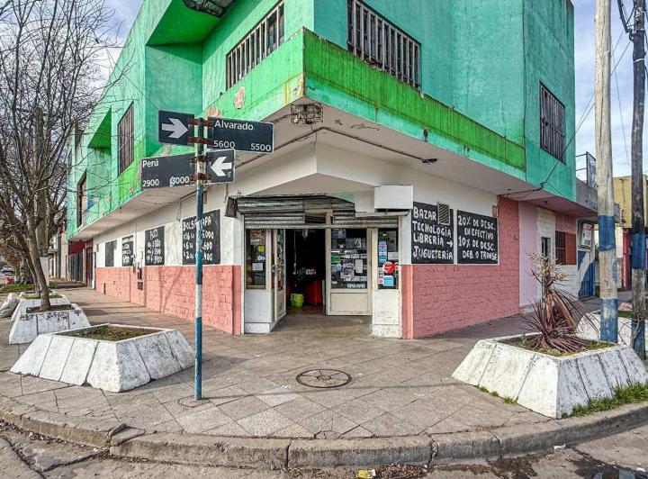 Local comercial · 631m²