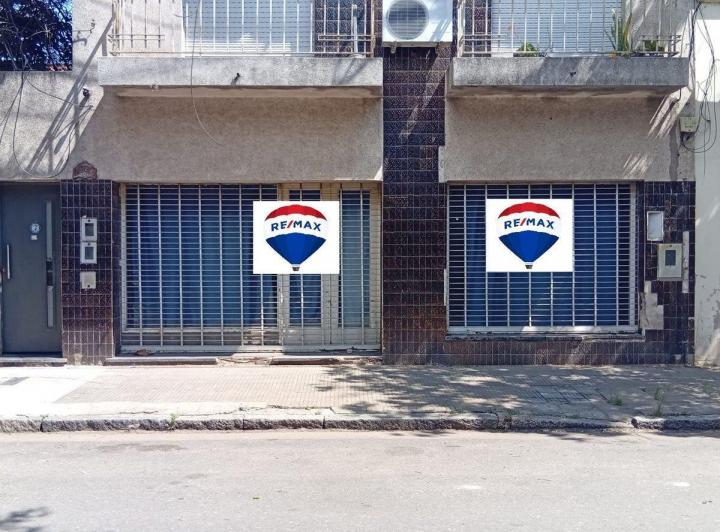 Local comercial · 102m²