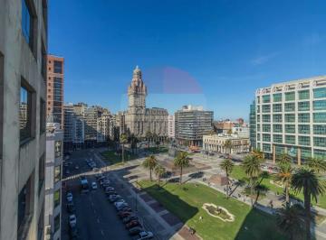 Oficina comercial · 71m² · Venta Oficina en Plaza Independencia Piso Alto