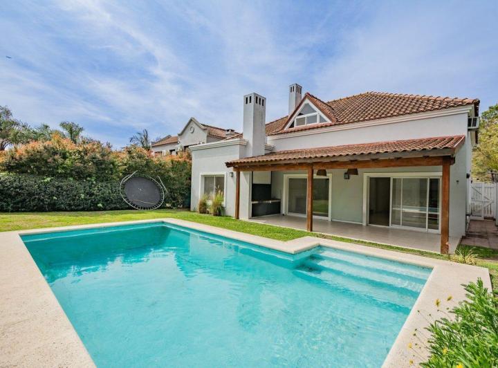 Casa · 175m² · 6 Ambientes
