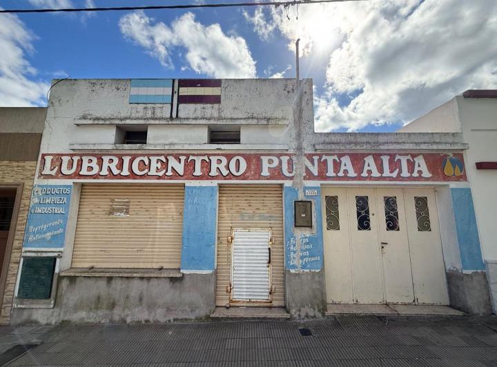 Local comercial · 151m² · 1 Cochera