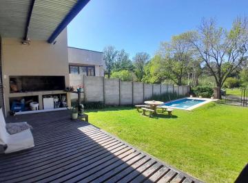 Casa · 57m² · 2 Ambientes · Casa 1dormi Venta Permuta V Constitucion Pileta