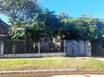Casa · 102m² · 4 Ambientes · 1 Cochera · Venta Casa 3 Dorm. Resistencia