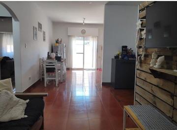 PH · 83m² · 3 Ambientes · 1 Cochera · Venta PH 3 Ambientes con Cochera en 2 Plantas