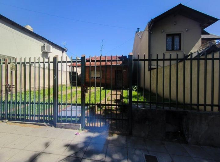 Casa · 3 Ambientes · 2 Cocheras