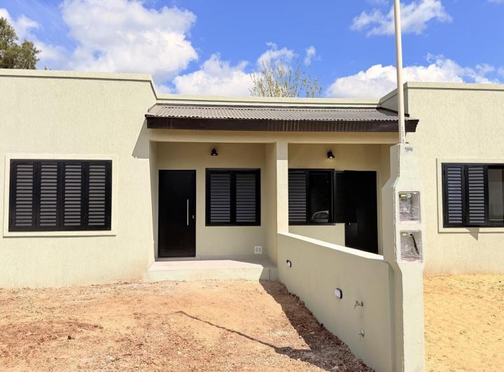 Casa · 54m² · 3 Ambientes · 1 Cochera