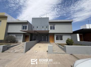 Casa · 163m² · 5 Ambientes · 1 Cochera · Casa en San Ignacio Village