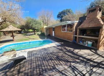 Casa · 650m² · 3 Ambientes · Alquiler - Casa de 1 Dormitorio con Pileta y Asador - Estancia Q2