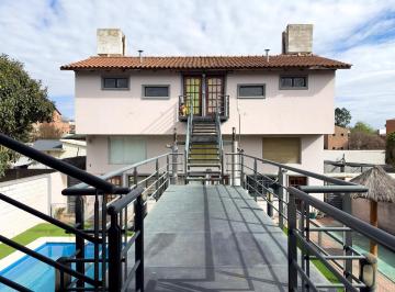 Casa · 499m² · 9 Ambientes · 5 Cocheras · Complejo Para Renta en Carlos Paz