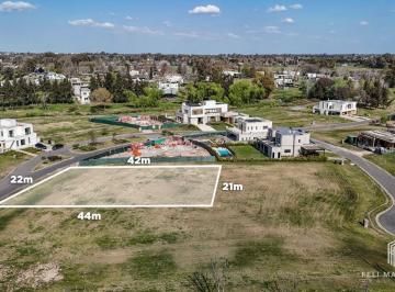 Terreno , Pilar · Lote en Venta – Azzurra Tortugas – Sector 2 – 915 m²