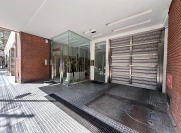 Departamento · 142m² · 4 Ambientes · 1 Cochera · Vta Flores 4 Amb Coch Pileta Categoria Seguridad