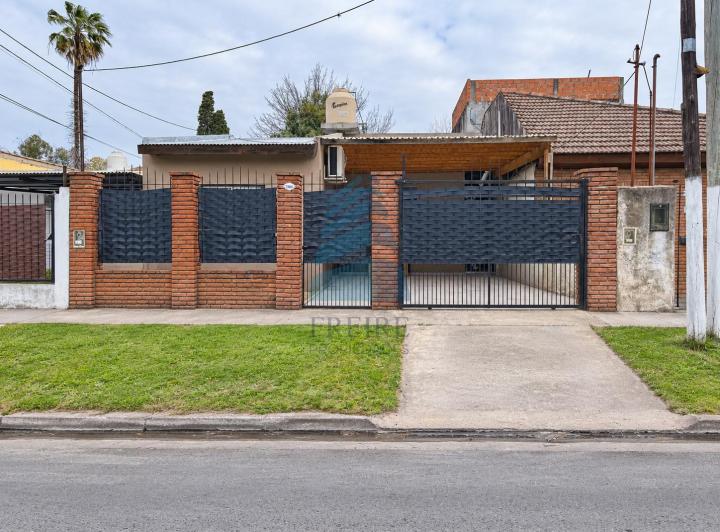 Casa · 70m² · 2 Ambientes · 1 Cochera