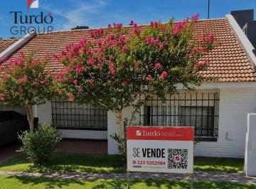 Casa · 150m² · 5 Ambientes · 2 Cocheras · Casa en Constitución