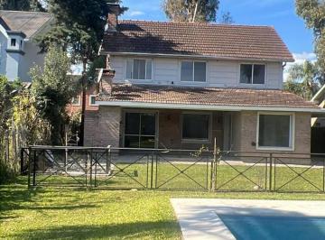 Casa · 582m² · 4 Ambientes · 2 Cocheras · Casa en Venta en Los Angeles Village 582 m. Pileta. Ing Maschwitz, Escobar