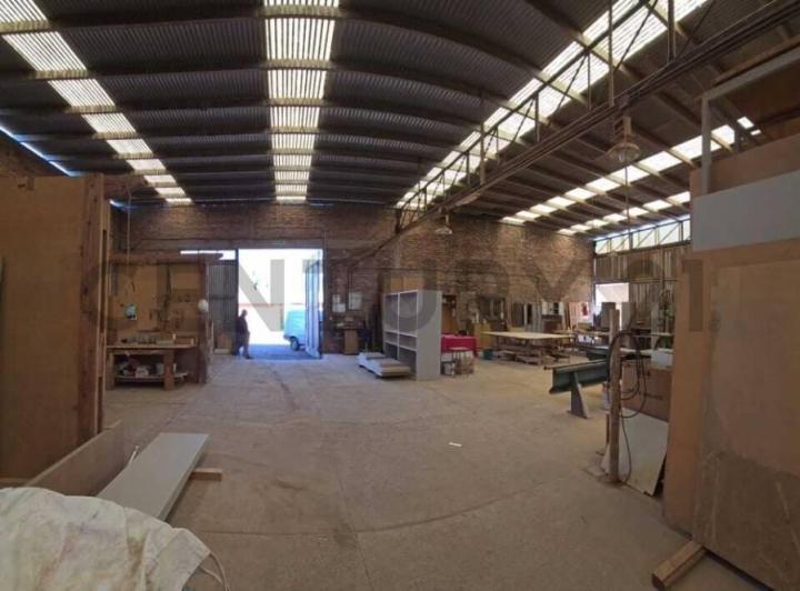 Bodega-Galpón · 430m²