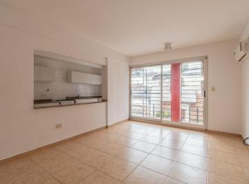 Departamento de 2 ambientes, Parque Chas · Semipiso 2 Ambientes con Balcón.