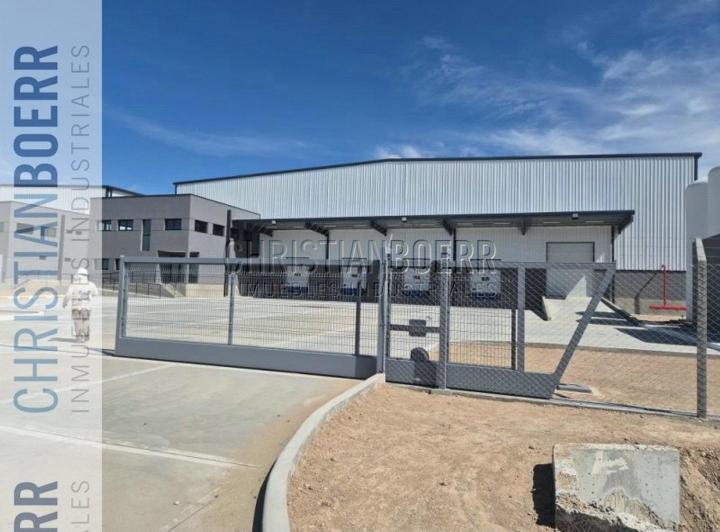 Bodega-Galpón · 9400m² · 1 Ambiente