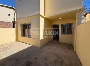 PH · 75m² · 3 Ambientes · PH en Planta Baja Al Frente