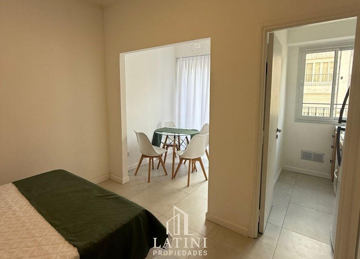 Departamento de 1 ambiente desplazado, 25m² con balcón — Centro
