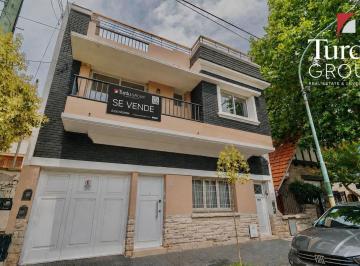 Casa · 190m² · 4 Ambientes · 1 Cochera · PH en Guemes