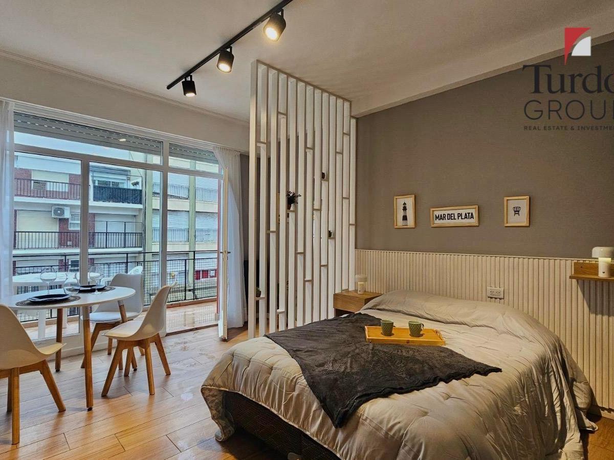 Departamento de 1 Ambiente con Balcón Terraza – Zona Plaza Colón