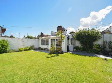 Casa · 133m² · 3 Ambientes · 1 Cochera · Venta - Casa 3 Ambientes Apta Crédito | Parque Quincho - Mar del Plata