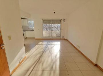 Departamento · 57m² · 3 Ambientes · Alquiler Departamento 2 Dorm. con Balcón Al Frente. Moderno. Echesortu