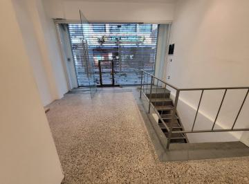 Local comercial · 270m² · 4 Ambientes · Excelente y Moderno Local!