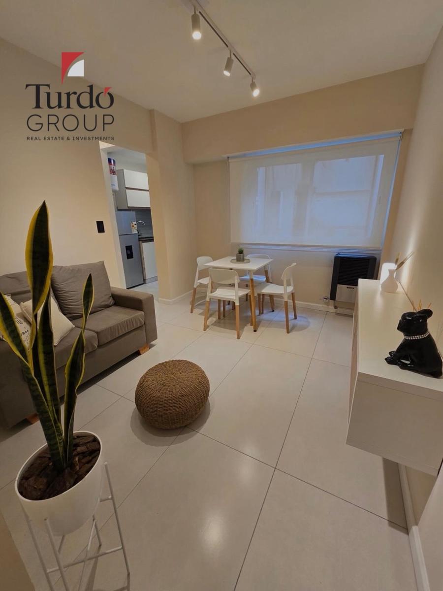Departamento de 3 ambientes, interno, con 40 m²