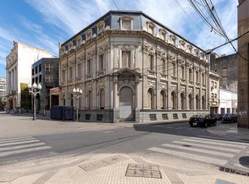 Oficina comercial · 2600m² · Oficinas Local Edificio en Venta Rosario