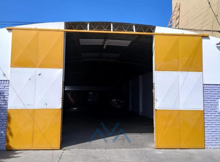 Bodega-Galpón · 300m²