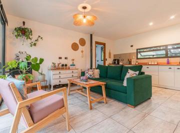 Casa · 73m² · 3 Ambientes · Venta Casa 2 Amb con Gran Parque. Los Acantilados