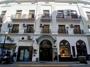 Edificio · 1725m² · Edificio Hotel La Giralda - Patrimonio Único