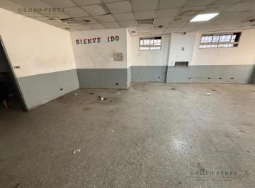 Local comercial · 600m² · Local Comercial de 600 m² en Barracas - Alquiler