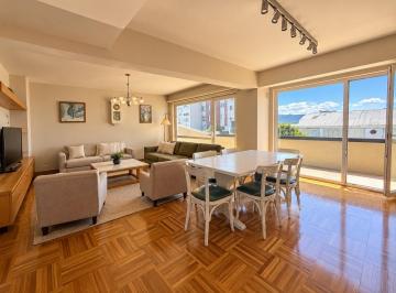 Departamento · 102m² · 4 Ambientes · 1 Cochera · Piso de Tres Dorm. con Vista + Cochera