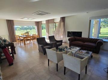 Quinta vacacional de 3 ambientes, Saladillo · Casa Quinta en Venta de 8180 m² Ubicado en Saladillo