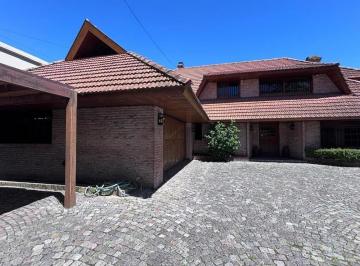 Casa · 450m² · 6 Ambientes · 2 Cocheras · Venta Casa 6 Ambientes en La Horqueta