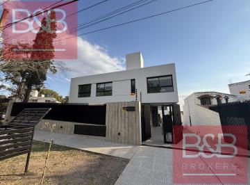 Casa · 150m² · 4 Ambientes · 1 Cochera · Alquiler, Duplex a Estrenar, 3 Dorm, 3 Baños, Housing Villa Belgrano