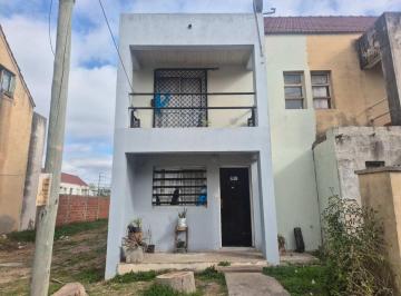 PH · 57m² · 3 Ambientes · 1 Cochera · Duplex en Venta en Tolosa 2 Dorm.