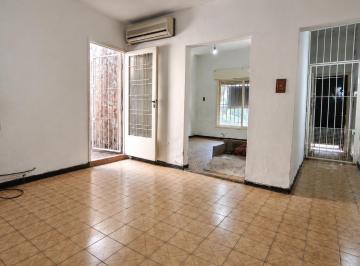 Casa · 155m² · 3 Dormitorios · 1 Cochera · Venta de Casa en Villa Celina Polo Textil