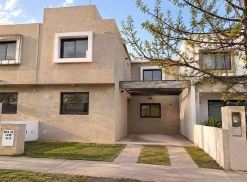 Casa de 5 ambientes, Córdoba · Espectacular Dúplex de 3 Dorm. en Alquiler – Claros del Bosque/village (Seguridad y Amenities)