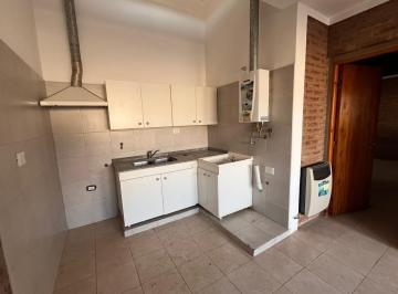 PH · 68m² · 2 Dormitorios · 1 Cochera · Casa en Alquiler de 2 Dorm. en Villa Allende B° La Amalia