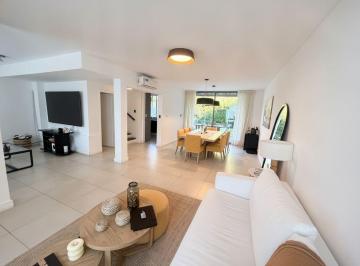 Casa de 5 ambientes, Ciudad de Mendoza · Dúplex 3 Dorm. con Jardín en Barrio Privado Dalvian