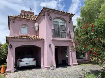Casa de 5 ambientes, Campana · Hermosa Casa S/ 930 m 3 Dorm Pileta Galeria Hermoso Jardin